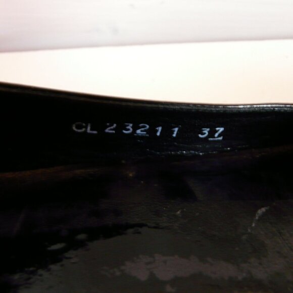 Stuart Weitzman Black Patent Leather Slip On Large Buckle Flats Sz 37 US 6.5 - Picture 4 of 14